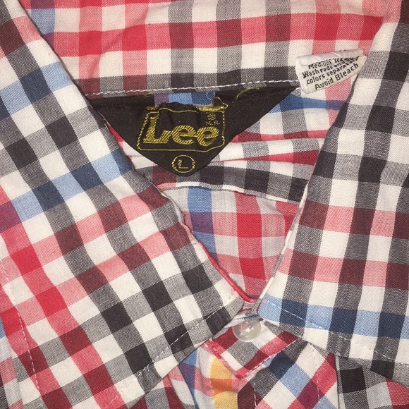 Lee button down w/ butterfly collar - Picture 3 of 4